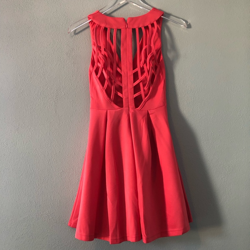 Boutique | hot pink cage back dress - Picture 4 of 5